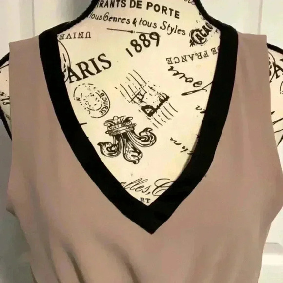 Naked Zebra V Neck Drawstring Dress in Size  Small - Picture 2 of 6